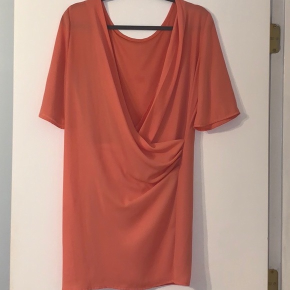 Yetts LA Peach Dress with Open Back - Picture 3 of 3